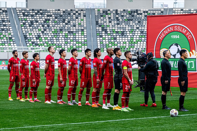  圣安东尼奥马刺内部会议纪要流出——今晚外线爆发，中超使命明确，身体对抗强度拉满