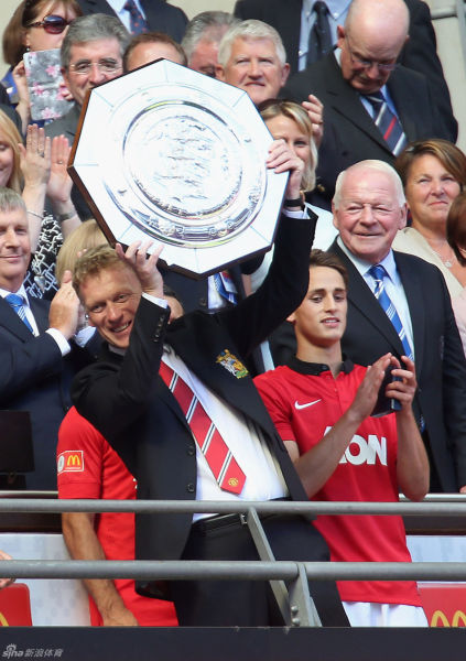 开云在线入口 -社区盾今夜走向成谜,曼联回应争议,质疑声仍在,身体对抗强度拉满的简单介绍